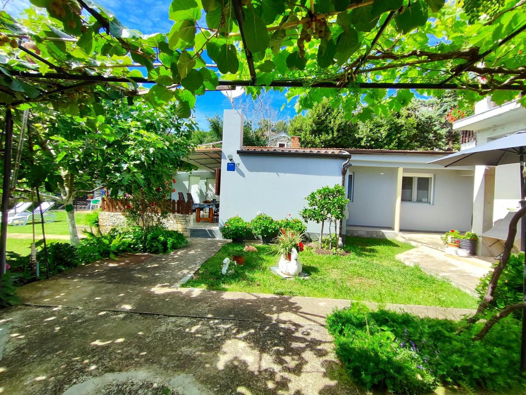 Apartments Pavao 1402 Pula Zewnętrze zdjęcie