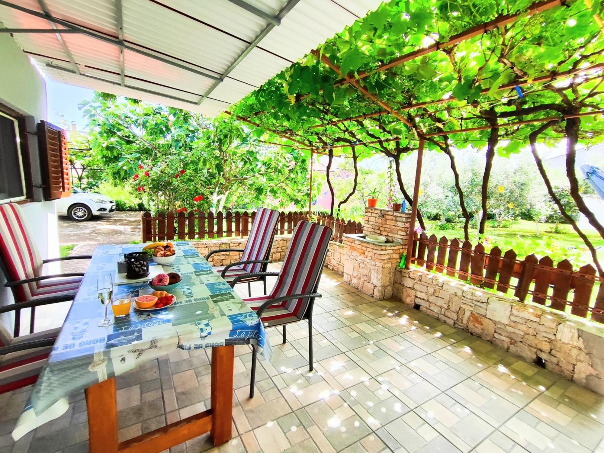 Apartments Pavao 1402 Pula Zewnętrze zdjęcie